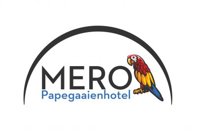Papegaaien hotel MERO
